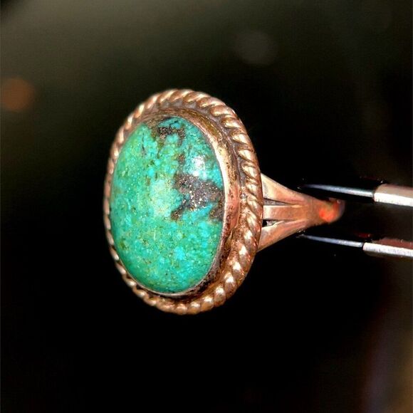 Green Turquoise Sterling Silver Ring - Picture 5 of 9